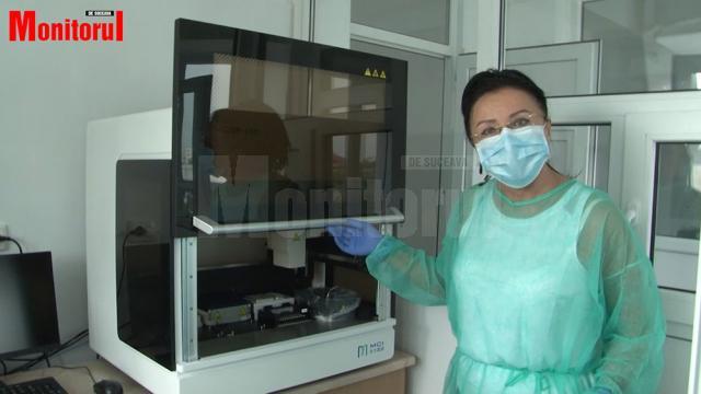 Dr. Silvia Filipiuc în noul laborator de biologie moleculară al DSP