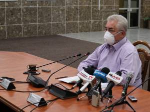 Primarul Sucevei, Ion Lungu, în conferinţă de presă, pe timp de pandemie