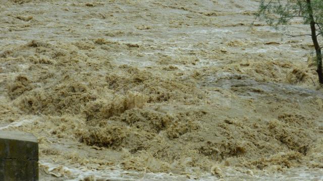 Râul Suceava este vizat de codul roșu de inundații emis de  Institutul Național de Hidrologie și Gospodărire a Apelor 2