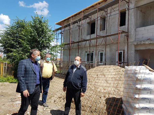Flutur şi Popoiu au inspectat lucrările la proiectele de dezvoltare din Siret