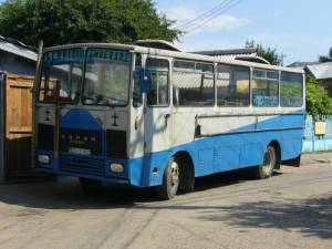 Autobuz Roman Diesel A 8, denumit atunci ”o cutie de chibrituri pe roți”