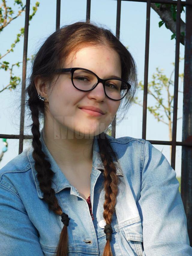 Gabriela-Romina Gherasim, Colegiul Național „Eudoxiu Hurmuzachi” Rădăuți