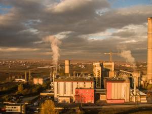 Stocuri suficiente de biomasă pregătite de Bioenergy Suceava pentru iarna care vine