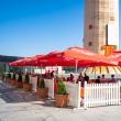 Zona de food court a Iulius Mall Suceava dispune de o terasă cu 20 de mese și o capacitate de 50 de locuri