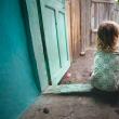 Peste 7.500 de copii suceveni au părinți plecați „afară”  Sursa Salvați Copiii