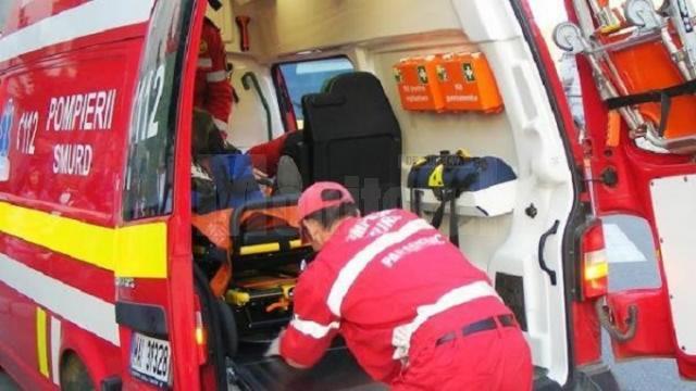 Șapte persoane au ajuns la spital, după un accident provocat de un șofer grăbit