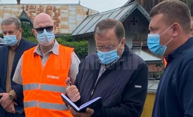 Gheorghe Flutur a solicitat urgentarea lucrărilor la drumurile din axa rutieră Suceava - Iaşi