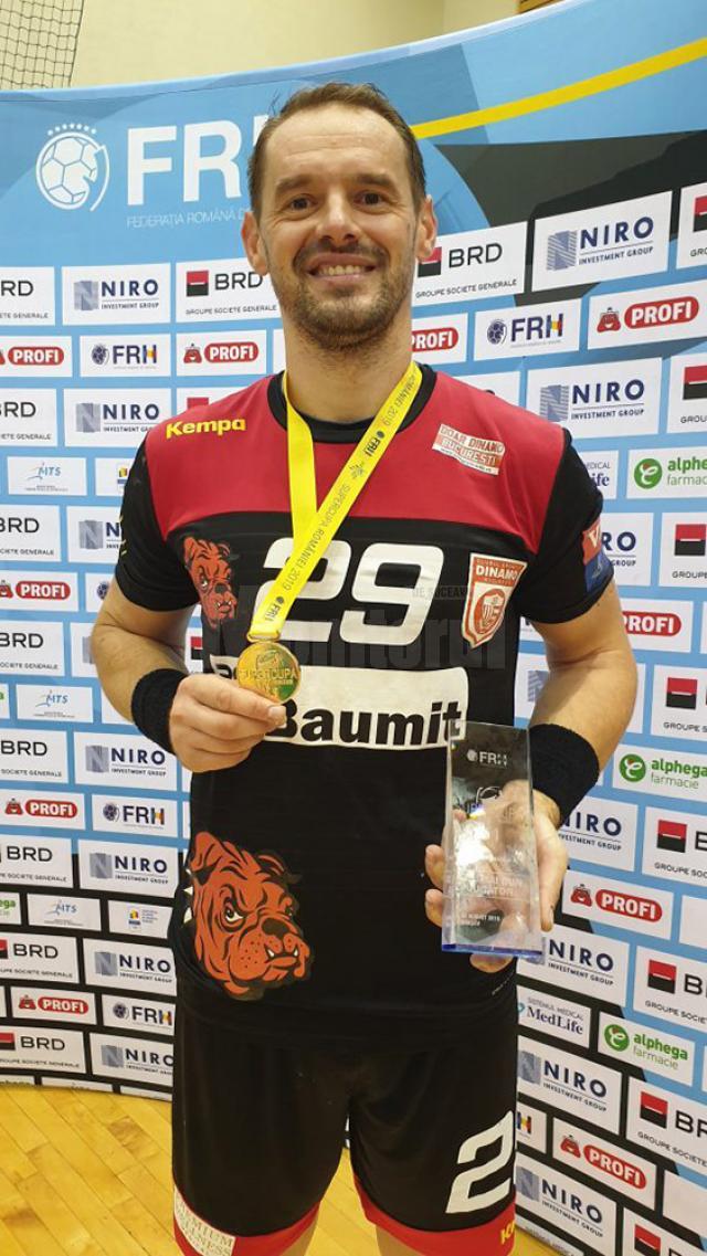 Răzvan Gavriloaia va juca cu Dinamo în grupele Cupei EHF. Foto libertatea.ro