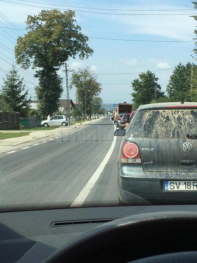 Accidentul s-a produs pe DN 29 Suceava-Botoșani, la Plopeni, în apropiere de intersecția cu drumul spre aeroport