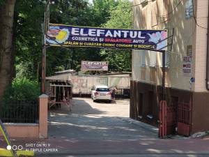 ”Elefantul” îți spală mașina cât îți rezolvi treburile din centrul Sucevei