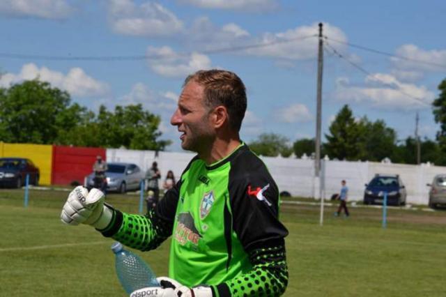 Vasile Prisacă continuă să arate o formă sportivă bună la vârsta de 41 de ani. Foto monitorulbt.ro