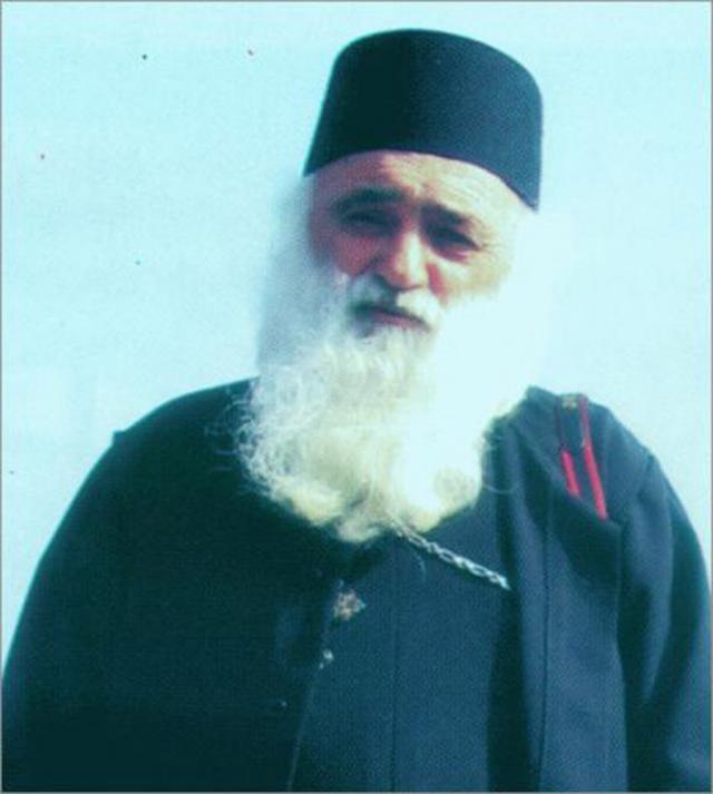 Preotul Alexandru Argatu