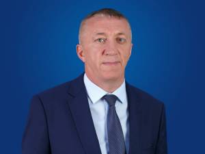 Eduard Dziminschi, primarul comunei Moara, și-a depus luni candidatura pentru un nou mandat din partea PNL
