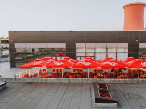 Terasa food court Iulius Mall Suceava
