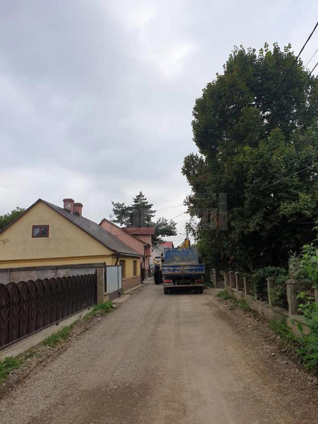 Asfaltarea sau modernizarea unor străzi, una dintre prioritățile primarului Nistor Tatar