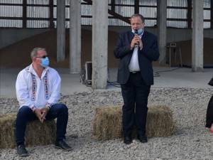 Ministrul Agriculturii și Dezvoltării Rurale, Nechita-Adrian Oros, a fost în vizită de lucru la Suceava, săptămâna trecută, la invitația lui Gheorghe Flutur
