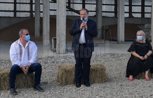 Ministrul Agriculturii și Dezvoltării Rurale, Nechita-Adrian Oros, a fost în vizită de lucru la Suceava, săptămâna trecută, la invitația lui Gheorghe Flutur
