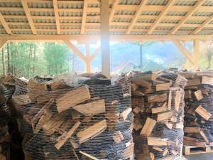 Prețul mediu de vânzare a lemnului pentru foc este de 175 lei pe metrul cub, fără TVA