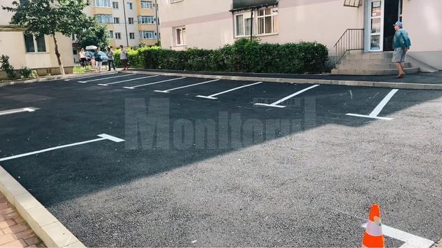 Proiectul de amenajare a parcărilor de reședință din municipiul Suceava continuă în toate cartierele