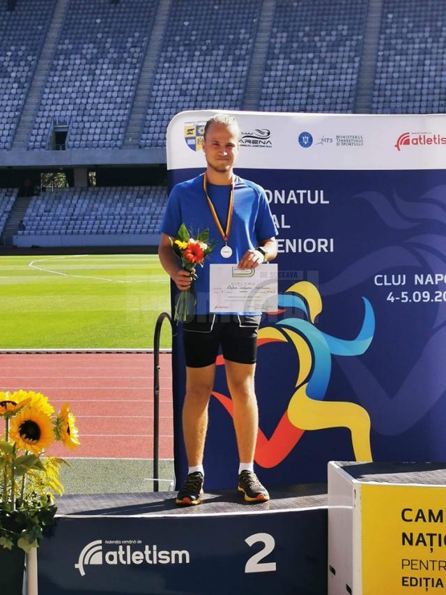 Ştefan Turluianu a devenit vicecampion național de tineret la atletism