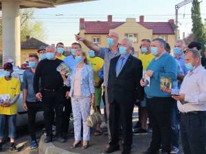 Ion Lungu si echipa de sa de consilieri locali s-au întâlnit cu alegatorii din Ițcani sub Pasarela CFR, reabilitată