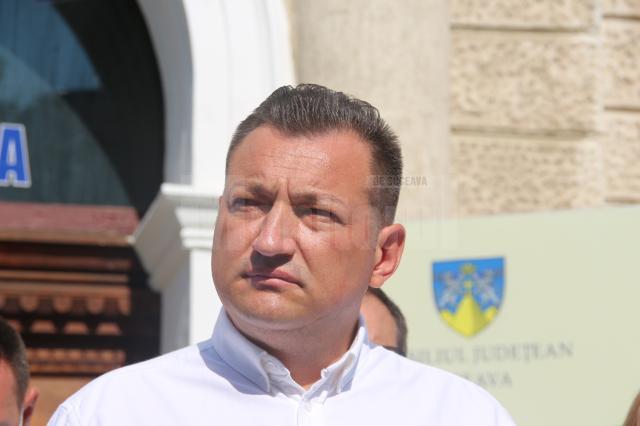 Candidatul PMP pentru funcția de președinte al Consiliului Județean Suceava, primarul din Pojorâta Ioan Bogdan Codreanu