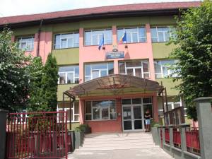 Școala Gimnazială Nr. 11 „Miron Costin” din Suceava