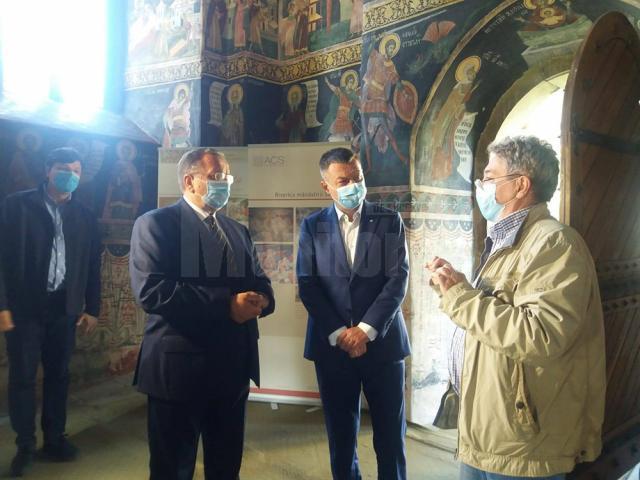 Restaurarea picturii interioare a bisericii Mănăstirii Sucevița a fost finalizată după 20 de ani de la începerea lucrărilor