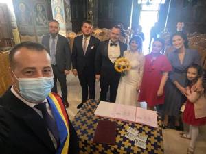 Viceprimarul Lucian Harșovschi a oficiat căsătoria a 19 cupluri care și-au unit destineleîn preajma alegerilor locale