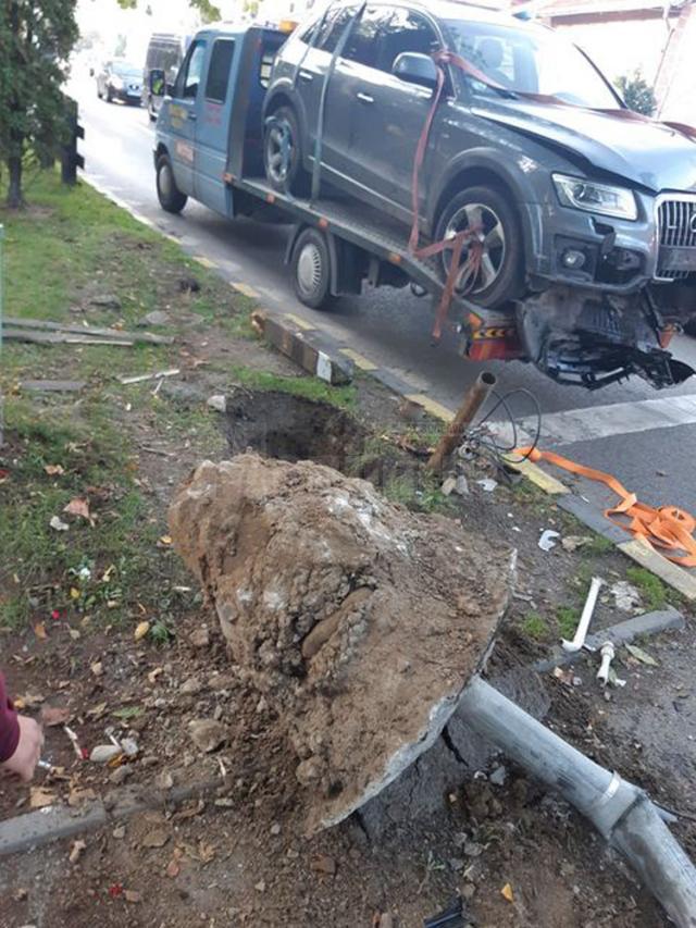 Accidentul a lăsat pagube importante în urmă