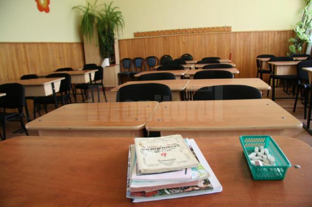Școlile din Todirești și Fundu Moldovei intră pe scenariul roșu