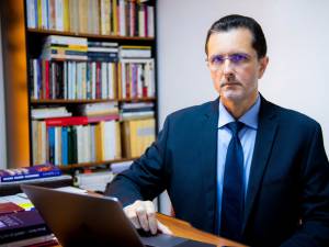 Vasile Bănescu cere respect pentru majoritatea cuminte a țării