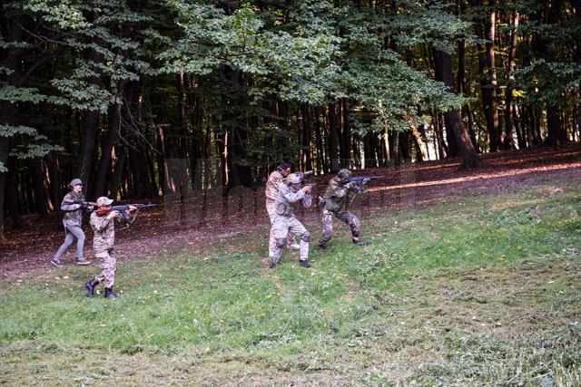 Am jucat airsoft în pădure la Ipotești