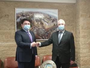 Ambasadorul  Republicii Kazahstan, Excelența Sa Nurbakh Rustemov și primarul Ion Lungu