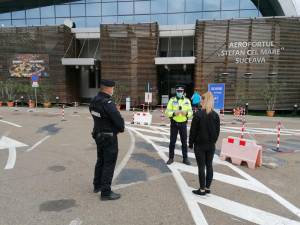 Controale ale polițiștilor în trenuri și aeroport pentru a verifica respectarea regulilor anti-Covid