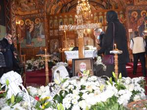 Părintele jertfelnic slujitor al Domnului Constantin Patrolea a fost condus către ceruri Foto Constantin Agafiței