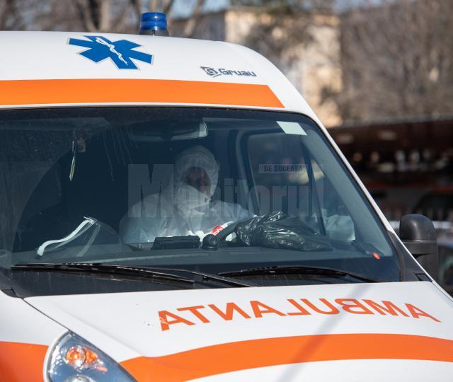 Echipajul de la Serviciul de Ambulanţă Județean Suceava care a fost chemat la fața locului nu a mai putut face altceva decât să constate decesul