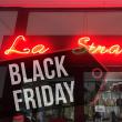 Black Friday la magazinele „La Strada”: reduceri suplimentare de 10-30% la toate produsele, în limita stocului disponibil