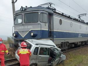Șofer surprins și omorât de trenul Bacău - Suceava