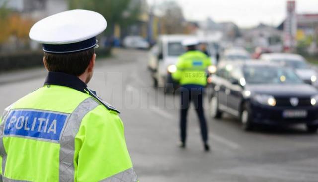 Un noian de infracțiuni, descoperit de polițiști la oprirea unei mașini conduse de un tânăr