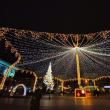 Municipiul Suceava, pregătit de sărbătorile de iarnă, cu mii de decorațiuni luminoase