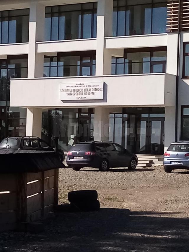 Sprijinul este acordat pentru continuarea lucrărilor de construire a noului sediu administrativ al Seminarului Teologic Liceal „Mitropolitul Dosoftei” Suceava