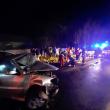 Trei persoane rănite, după ce două autoturisme au intrat în coliziune la Ratoș