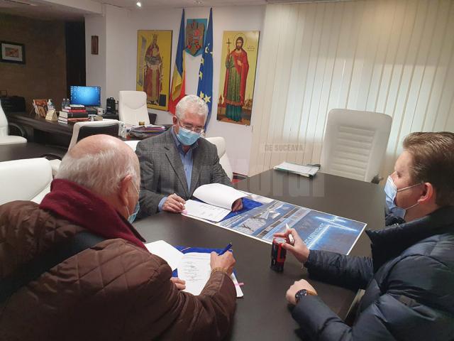 Contractul pentru modernizarea străzii Lipoveni, din Ițcani, semnat luni