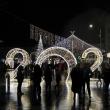 Aprinderea luminilor de sărbătoare în centrul Sucevei, odată cu prima ninsoare