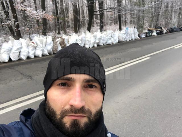 102 saci de gunoi adunat, cadoul oferit României de suceveanul Andrei Bacoș