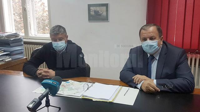 Primarul din Fălticeni, Cătălin Coman, şi președintele CJ Suceava, Gheorghe Flutur