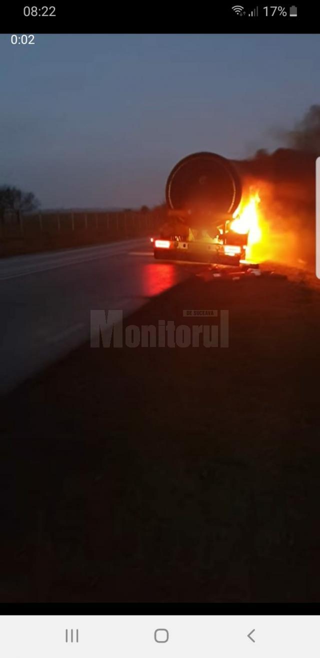 Incendiu la cisterna pe DN 2, la Vadu Moldovei
