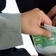 Condamnat la 80 de zile de muncă în folosul comunității după ce a încercat să mituiască ...