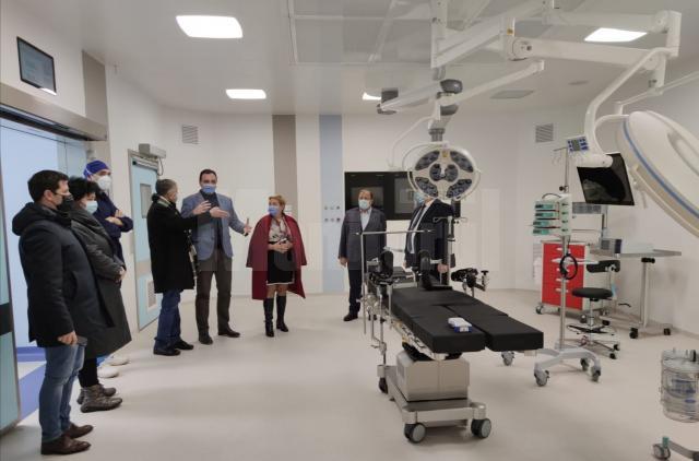 Conducerea regiunii Cernăuți a vizitat noul bloc operator al Spitalului Județean Suceava